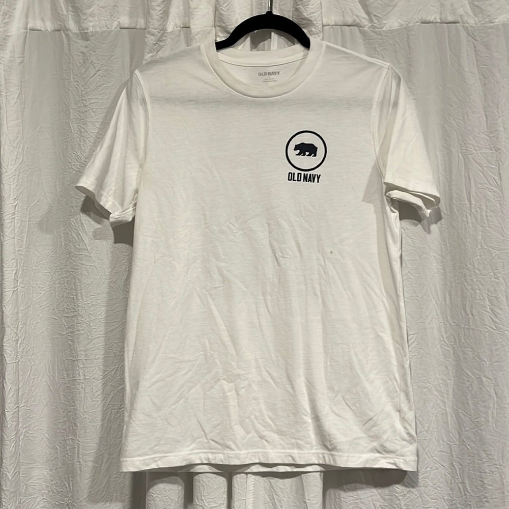 Graphic tee